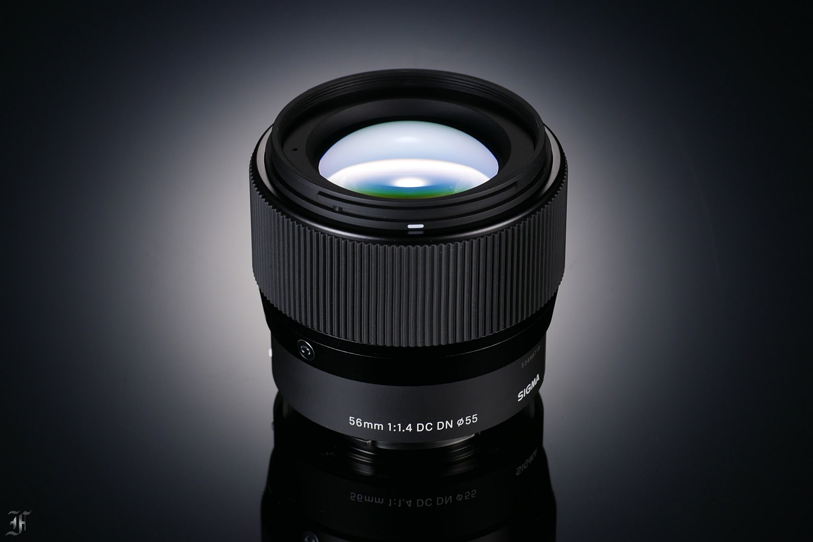 sigma 56mm f1 4 dc dn sony e