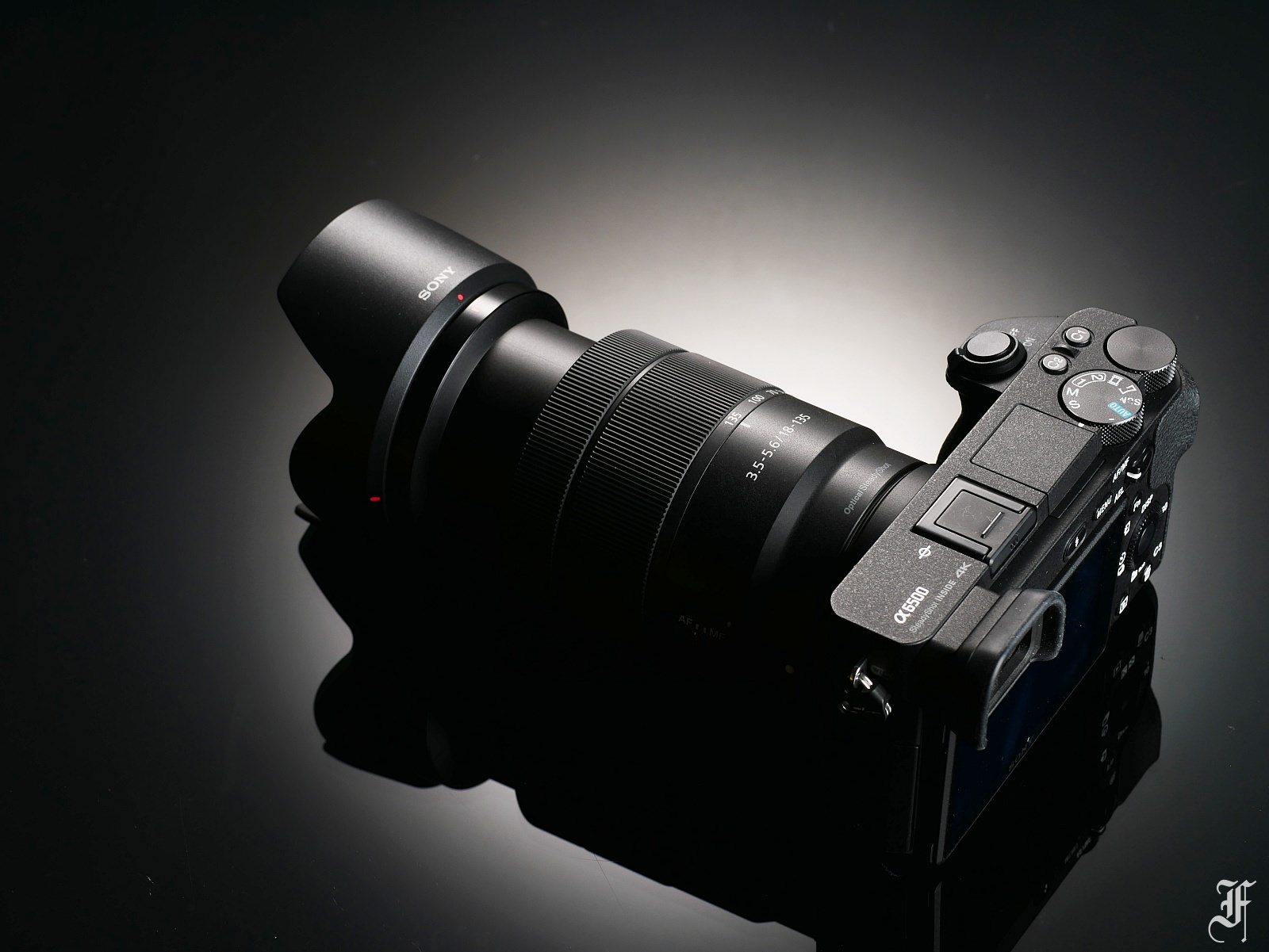 SONY - 超美品 SONY E 18-135mm F3.5-5.6 OSSの+imagenytextiles.com
